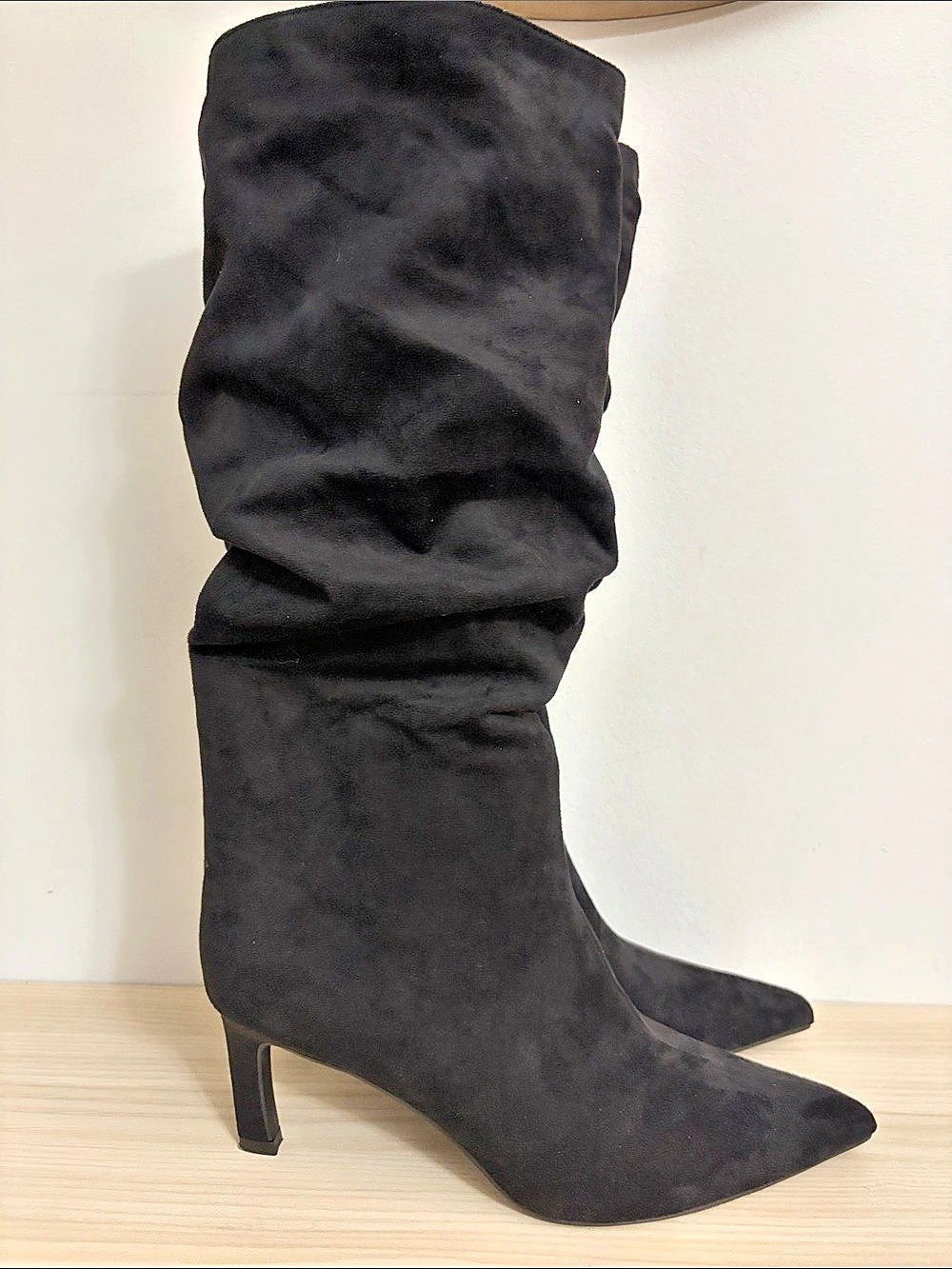 Time and Tru Mid Slouch Black Pointed-Toe Heeled Boots US 10 NWT